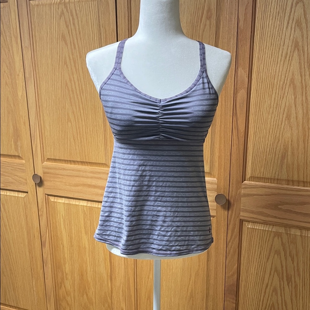 Prana Activewear Tank Top with built-in bra Size Small